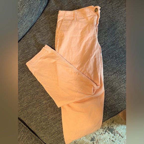 Loft peach colored crop work pants - Picture 1 of 3